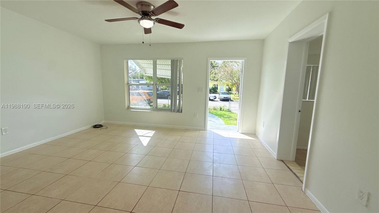 1411 NE 155th Ter, Unit 1411, North Miami Beach, FL 33162 Photo