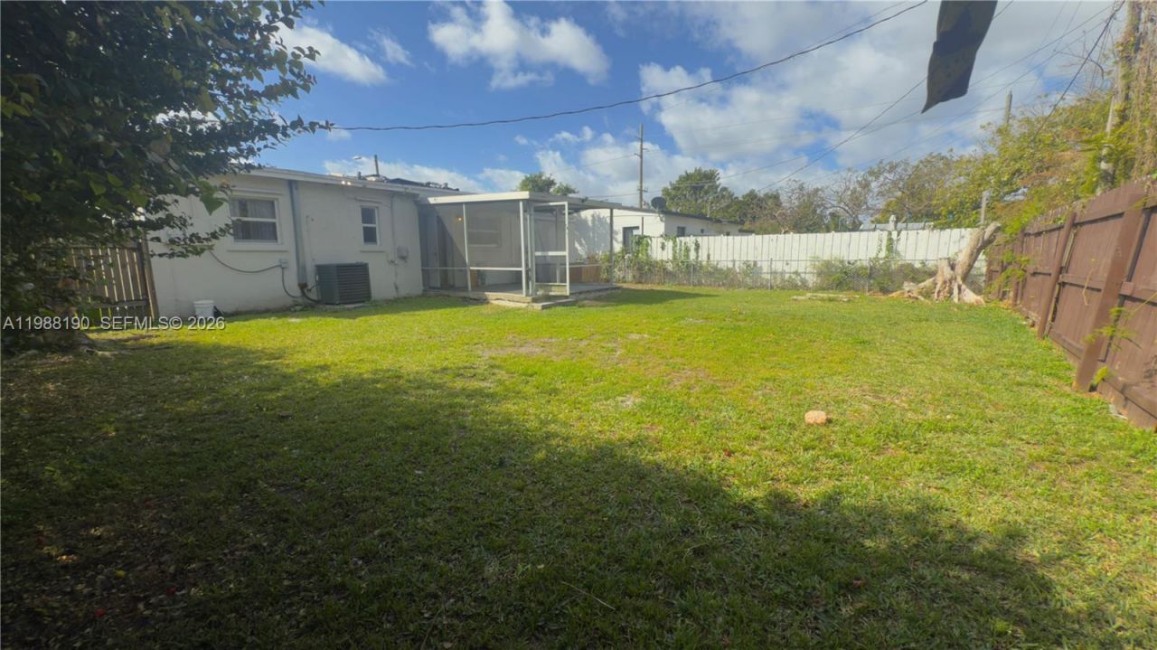 1411 NE 155th Ter, Unit 1411, North Miami Beach, FL 33162 Photo