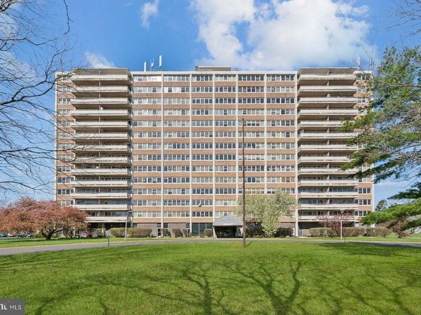 1509 BARCLAY TOWERS , CHERRY HILL, NJ 08034