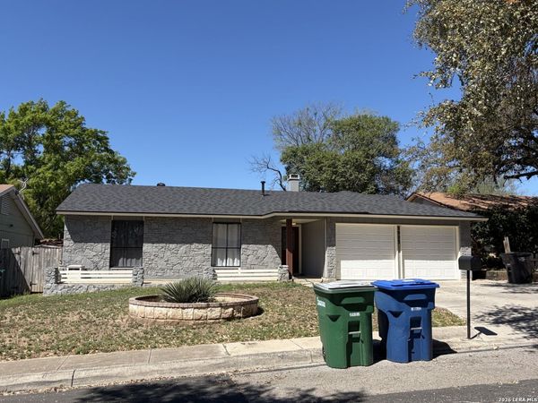 5923 Hidden Dale, San Antonio, TX 78250