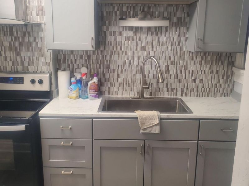 1065-1067 S Ohio Avenue, Columbus, OH 43206 Photo 4