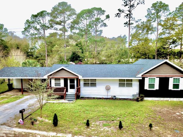 177 Twin Lakes Drive, DeFuniak Springs, FL 32433