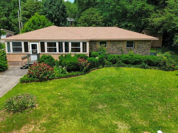 3918 Plains Avenue, Fort Payne, AL 35967