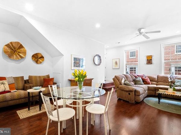 304 CAPTAINS WAY, PHILADELPHIA, PA 19146