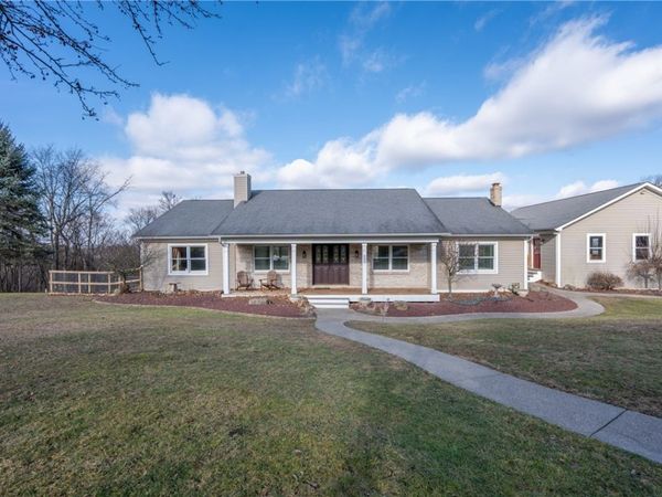 152 Twin Run Rd, Greensburg, PA 15601