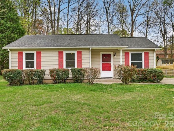 1713 Ranchwood Drive, Charlotte, NC 28217