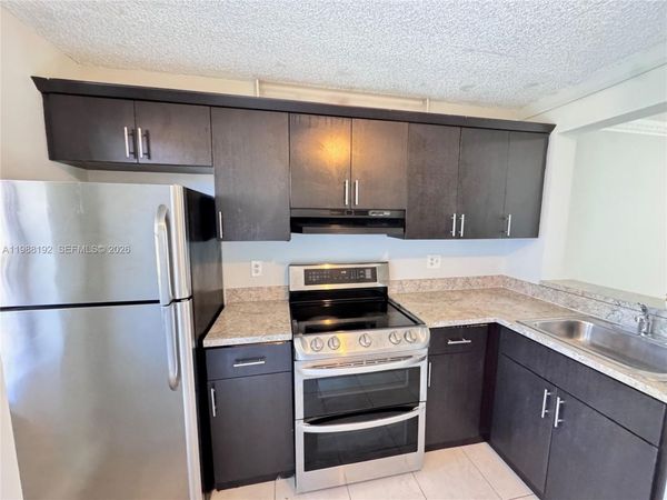 95 NE 41st St, Unit L174, Oakland Park, FL 33334