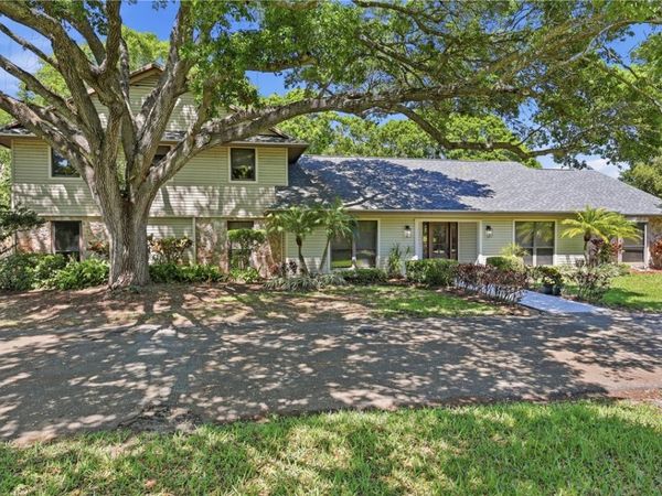 655 40th Avenue SW, Vero Beach, FL 32968