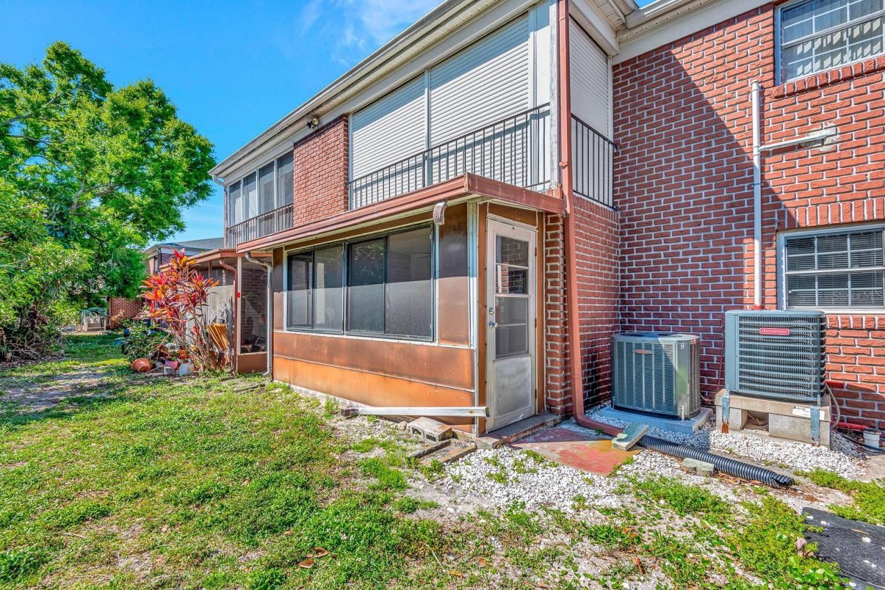 1122 84th Terrace N, Unit A, Saint Petersburg, FL 33702 Photo