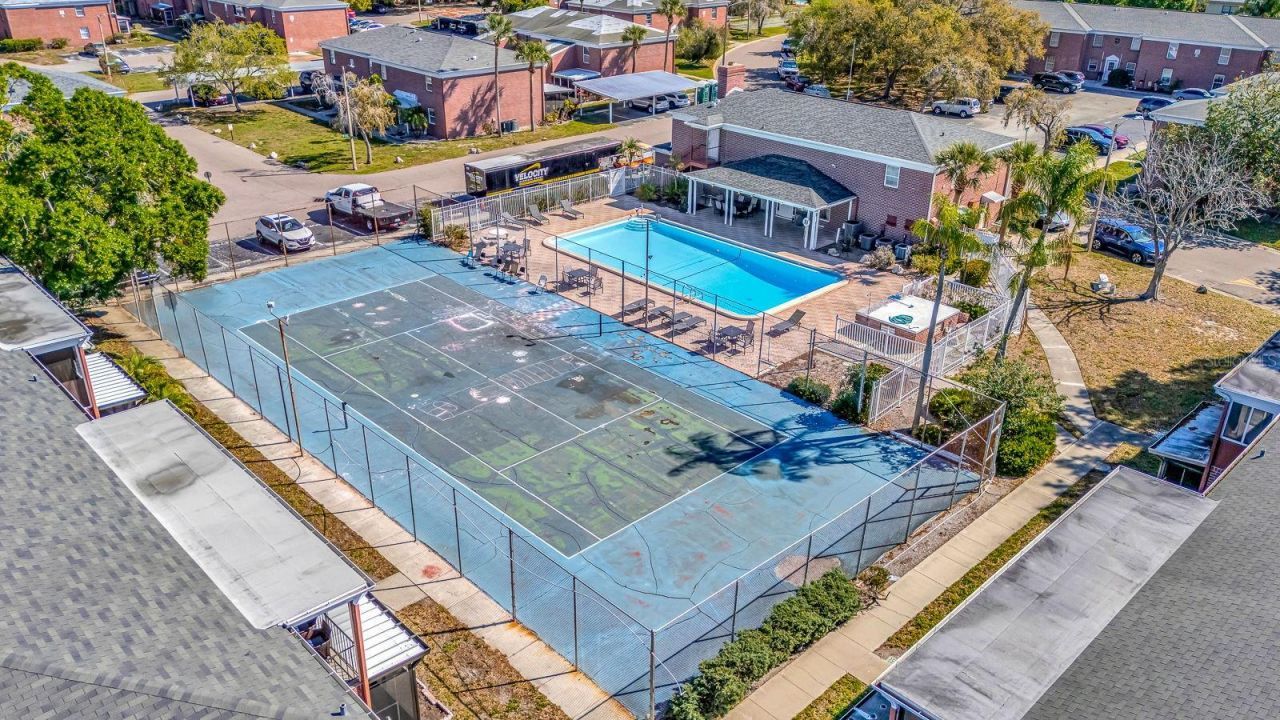 1122 84th Terrace N, Unit A, Saint Petersburg, FL 33702 Photo