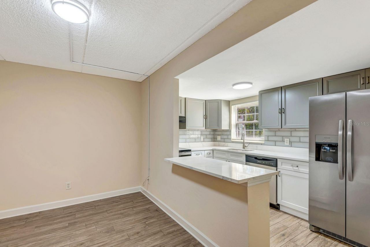 1122 84th Terrace N, Unit A, Saint Petersburg, FL 33702 Photo