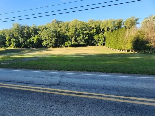 2958 Green Valley Road, Claysville, PA 15323