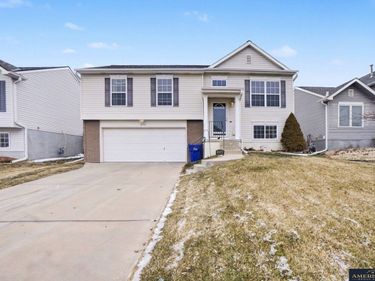 10872 Potter Street, Omaha, NE 68142