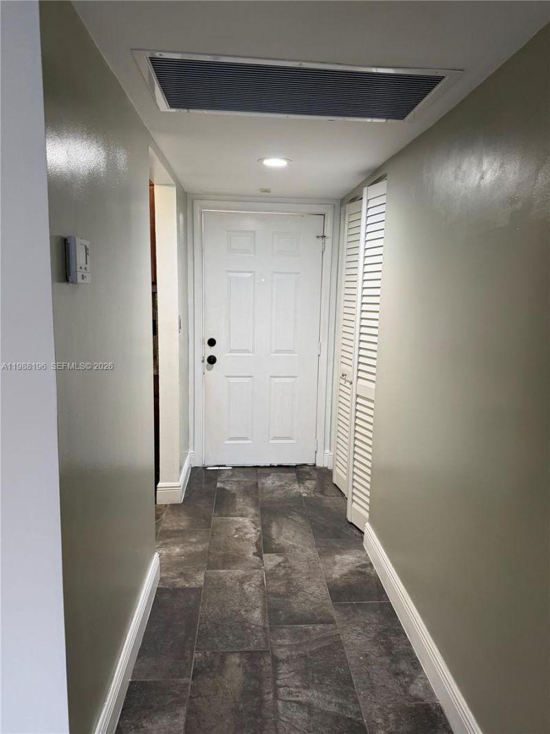 9355 SW 8th St, Unit 305, Boca Raton, FL 33428 Photo