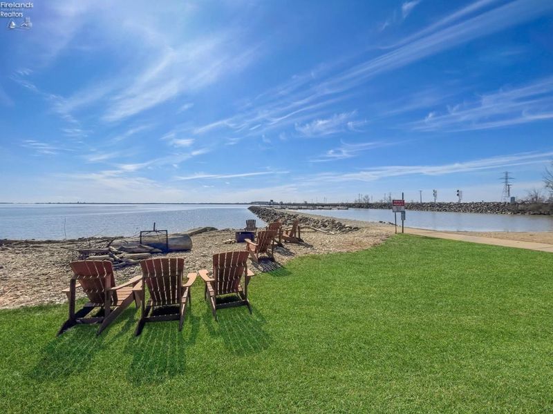 2710 S Amherst, Port Clinton, OH 43452 Photo 6