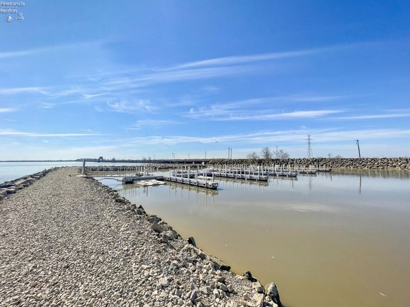 2710 S Amherst, Port Clinton, OH 43452 Photo 7