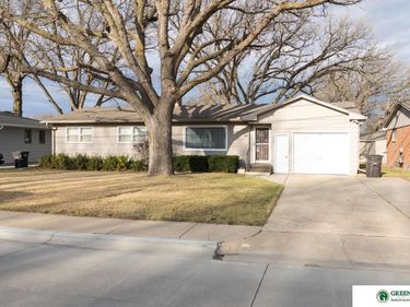 139 N Delaware Avenue , York, NE 68467