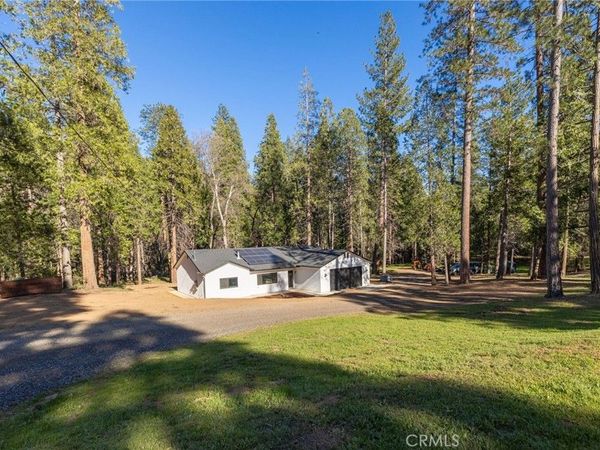 36273 Finegold Creek, North Fork, CA 93643