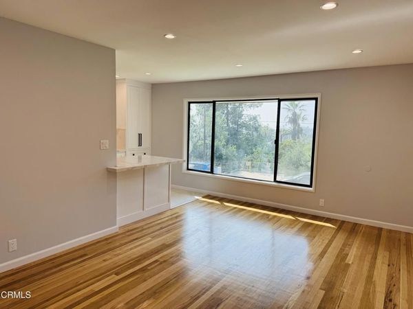 188 Cedar Crest Avenue, Unit 4, South Pasadena, CA 91030