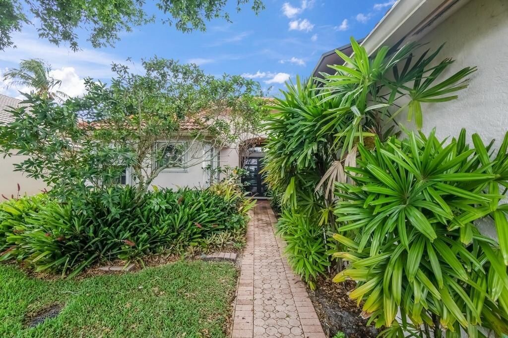 2534 Egret Lake Drive, Greenacres, FL 33413 Photo