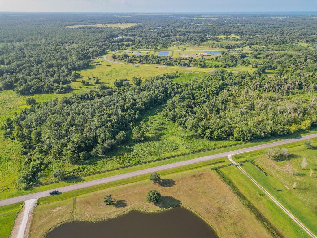 13520 SE 22nd Lane, Okeechobee, FL 34974 Photo