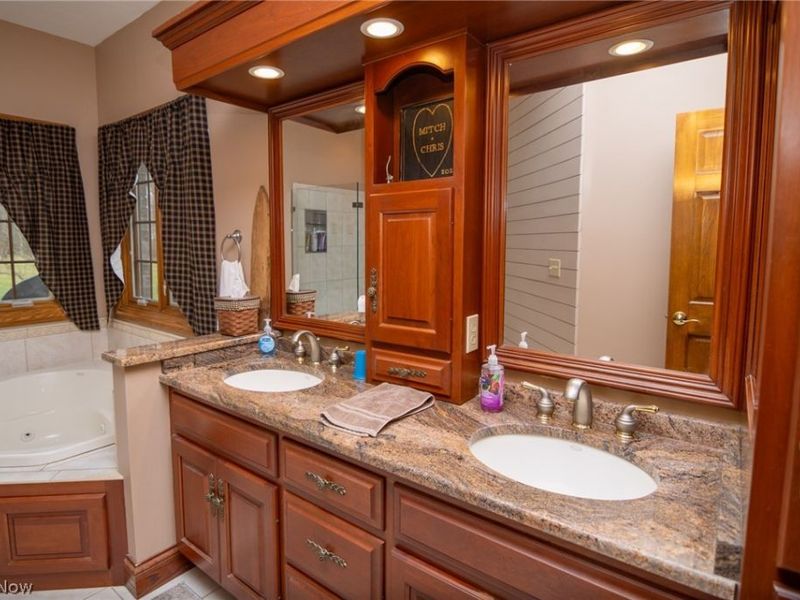 44290 Denise Lane, Saint Clairsville, OH 43950 Photo 18