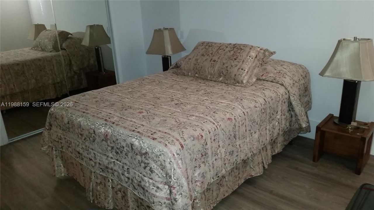 3475 N Country Club Dr , Unit 202, Aventura, FL 33180 Photo