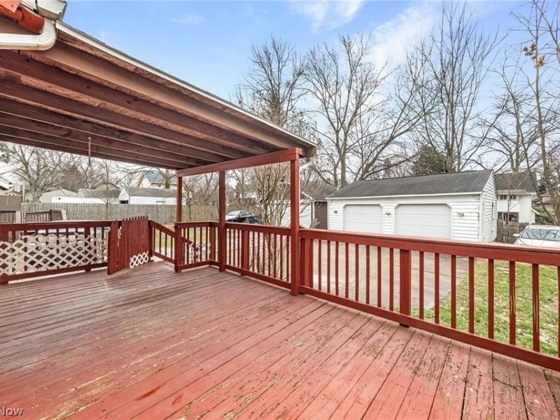 1516 Newton Street, Akron, OH 44305 Photo 4