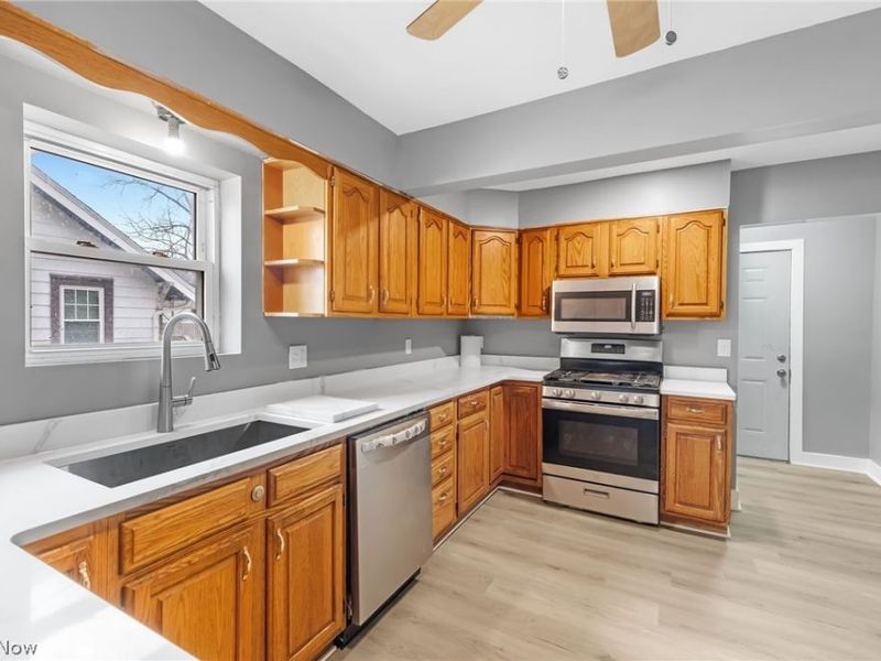 1516 Newton Street, Akron, OH 44305 Photo 7