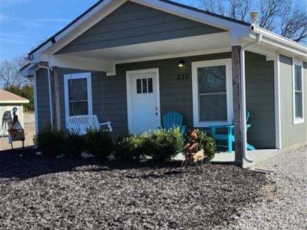 230 S Linn Valley Drive, Linn Valley, KS 66040