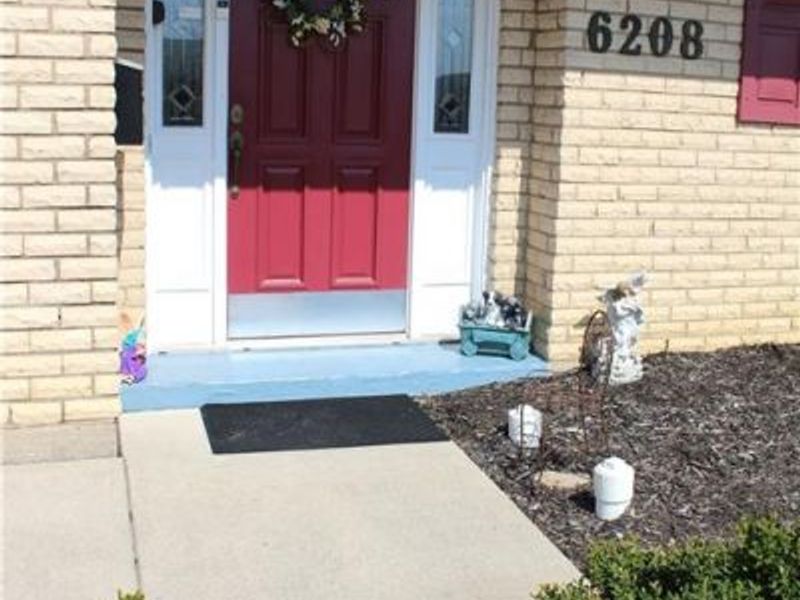 6208 Rosecrest Drive, Butler Township, OH 45414 Photo 5