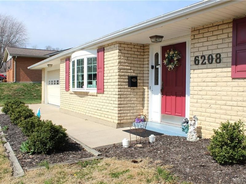 6208 Rosecrest Drive, Butler Township, OH 45414 Photo 6