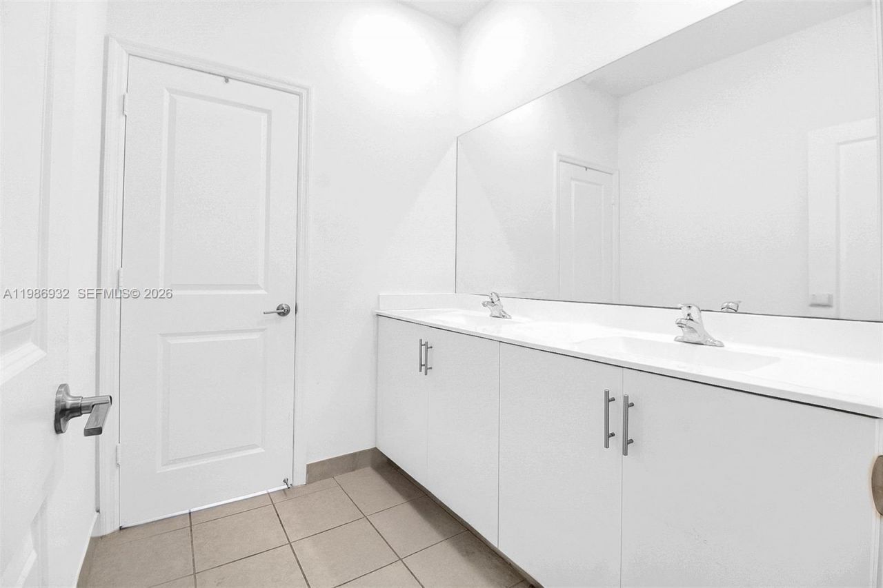 12900 SW 229th St, Miami, FL 33170 Photo