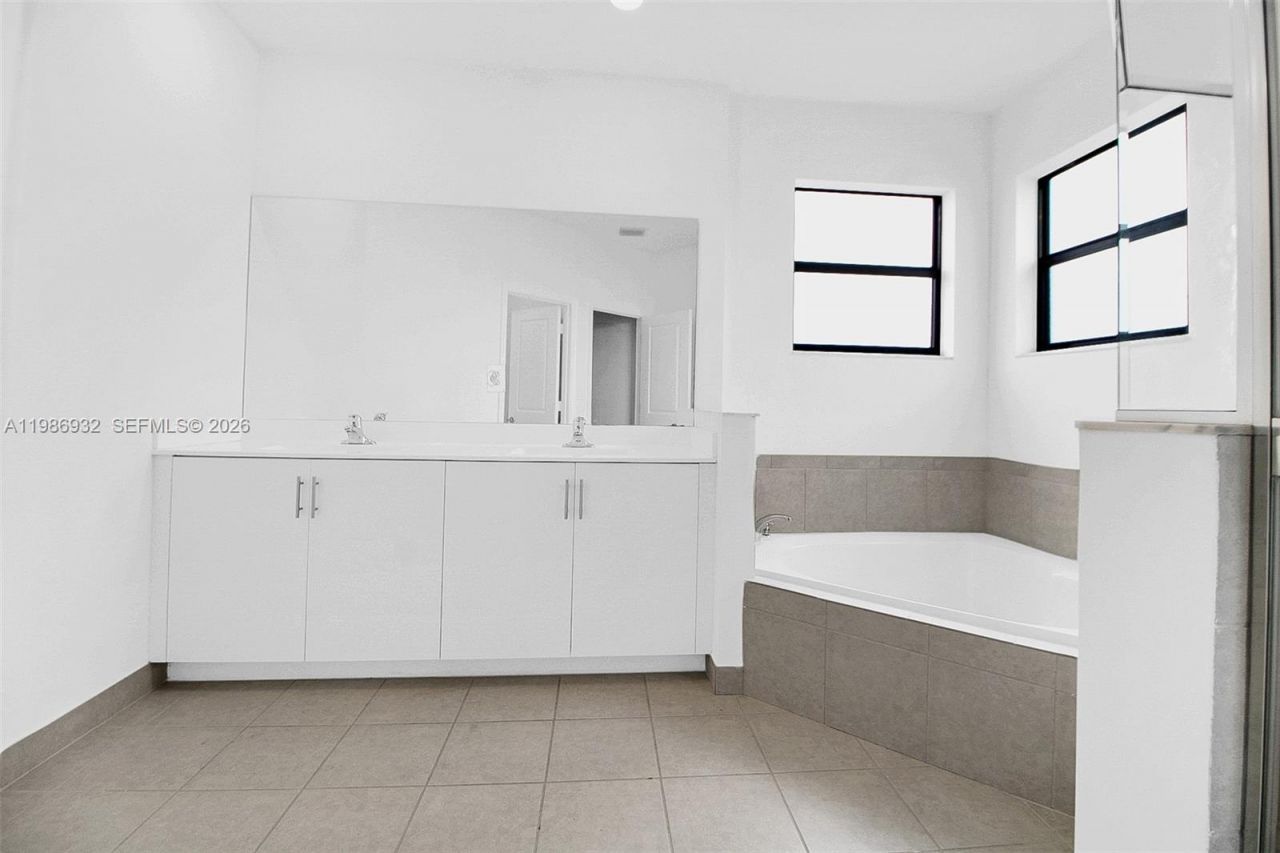 12900 SW 229th St, Miami, FL 33170 Photo