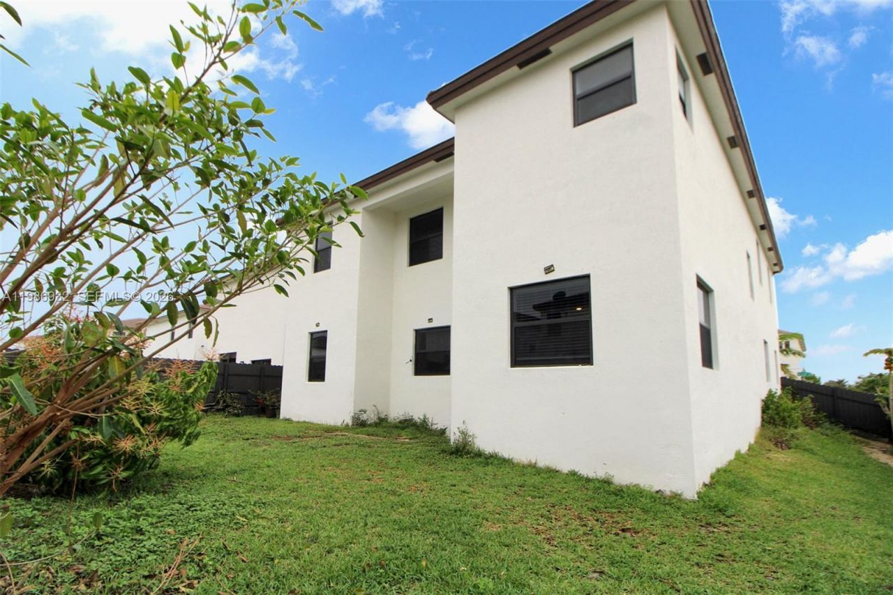 12900 SW 229th St, Miami, FL 33170 Photo