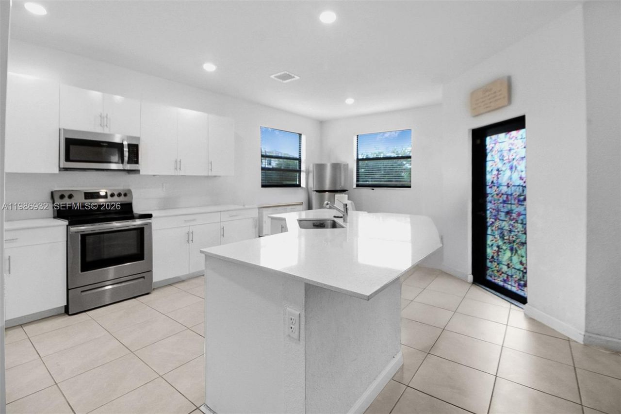 12900 SW 229th St, Miami, FL 33170 Photo