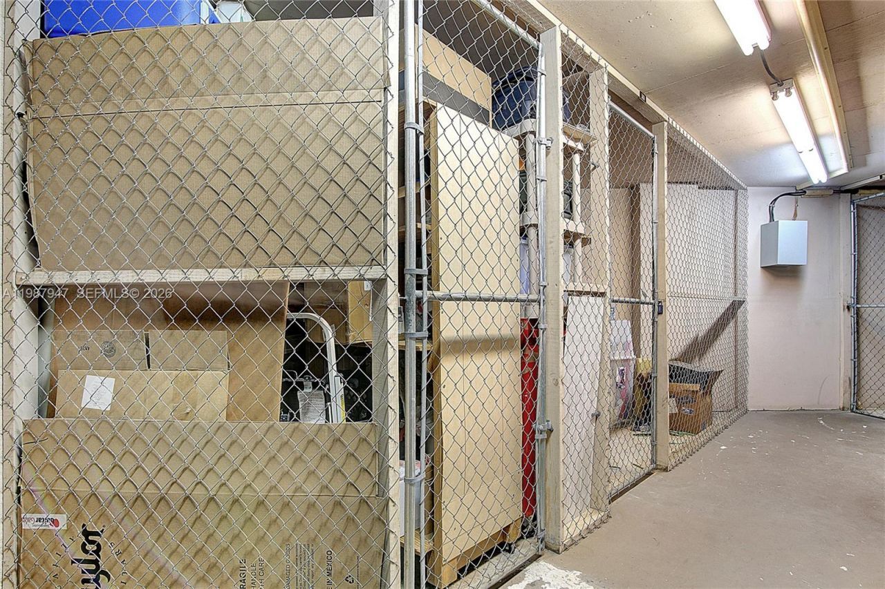 1100 Colony Point Cir , Unit 302, Pembroke Pines, FL 33026 Photo