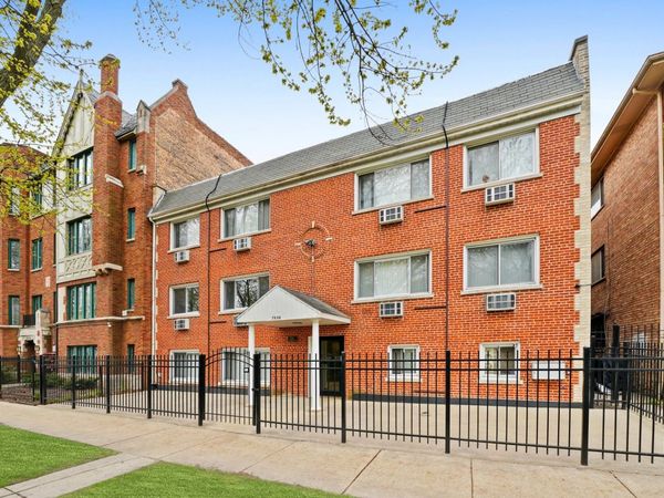 7006 S Cregier Avenue S, Chicago, IL 60649