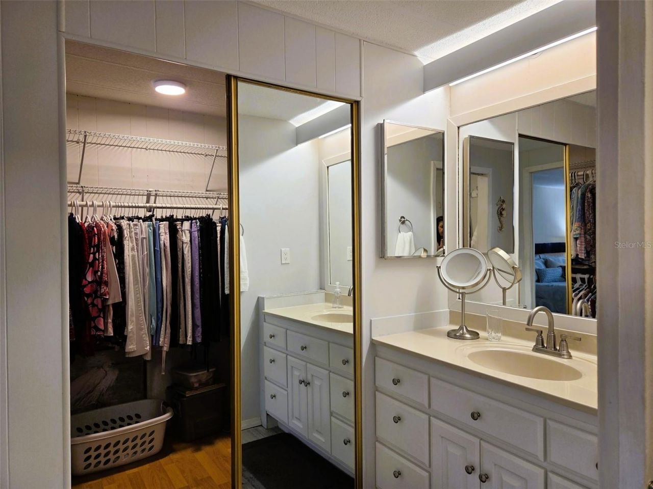 3218 Oakwood Boulevard S, Sarasota, FL 34237 Photo