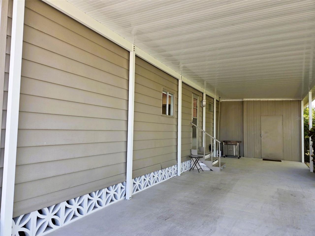 3218 Oakwood Boulevard S, Sarasota, FL 34237 Photo