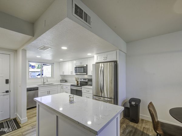 13237 N 25TH Drive, Phoenix, AZ 85029