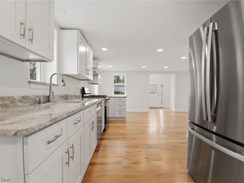 13829 Carlton Street, Burton, OH 44021 Photo 15