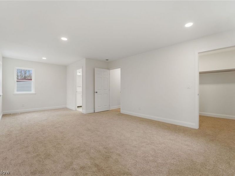 13829 Carlton Street, Burton, OH 44021 Photo 24