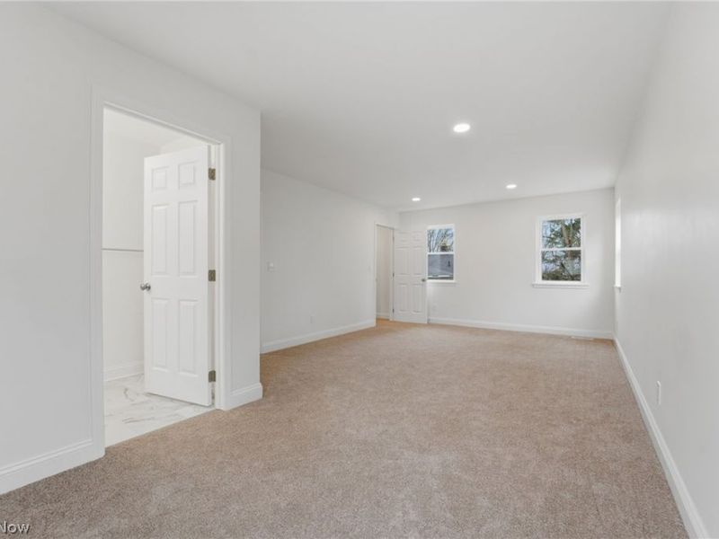 13829 Carlton Street, Burton, OH 44021 Photo 25