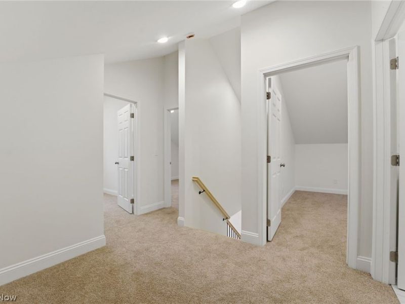 13829 Carlton Street, Burton, OH 44021 Photo 28