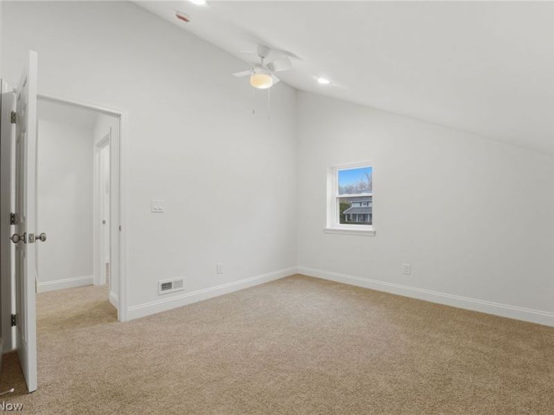 13829 Carlton Street, Burton, OH 44021 Photo 30