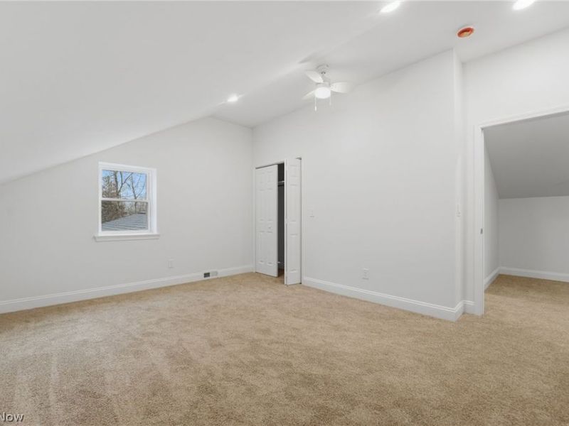 13829 Carlton Street, Burton, OH 44021 Photo 32