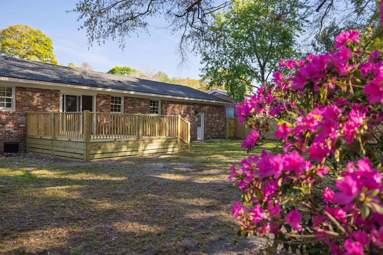 1317 Coleridge Street Photo 19