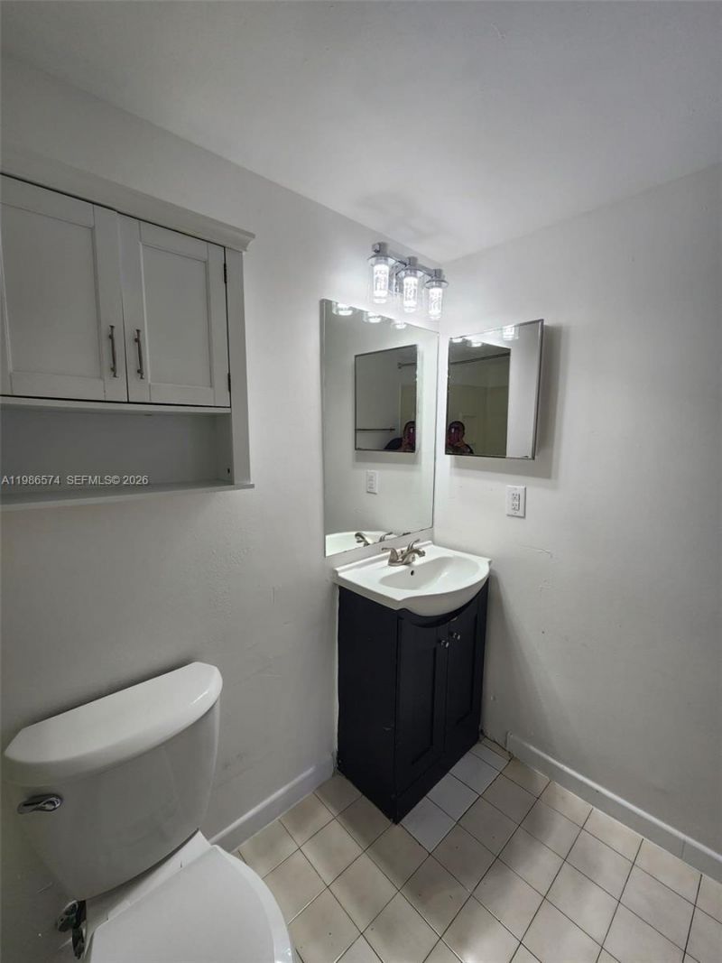 6195 NW 186th St, Unit 309, Hialeah, FL 33015 Photo
