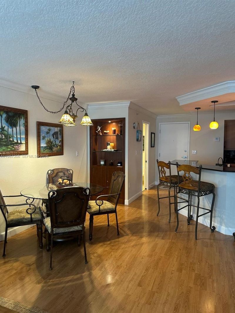 6917 Collins Ave , Unit 812, Miami Beach, FL 33141 Photo